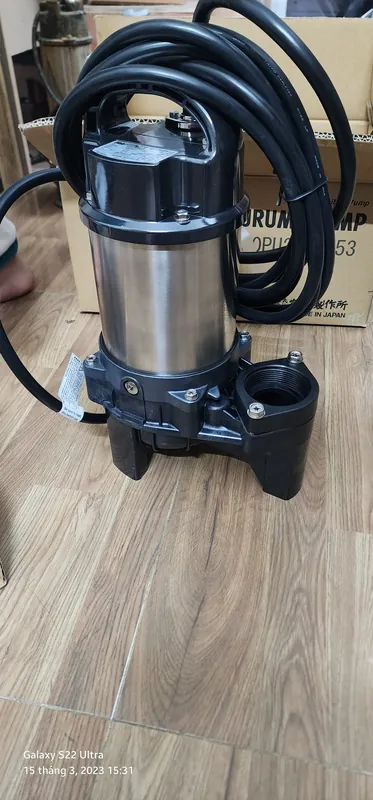 bơm tõm hút nước hố móng