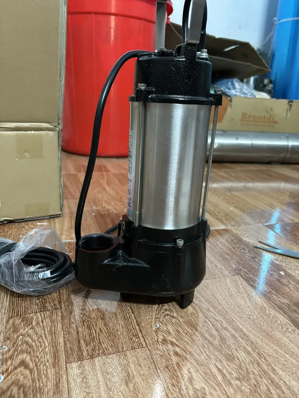 nên mua bơm tõm loại nào